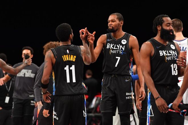 西蒙：库尔图瓦是世界最佳门将，他扑不出的球谁也扑不出来（西蒙称库尔图瓦为世界第一门将：他都扑不到的球，别人更不可能）