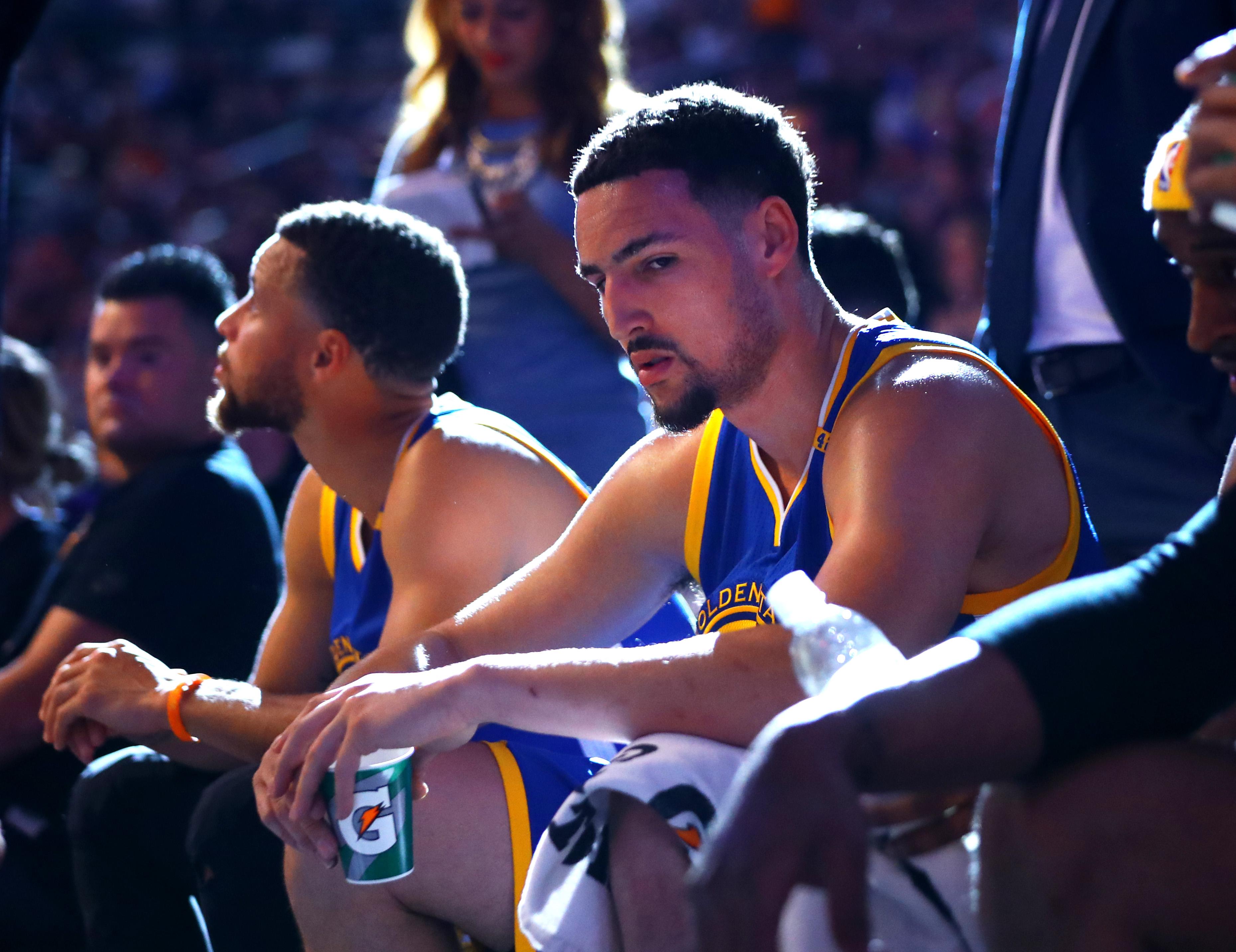 一桩六千万转会的落空，如何让曼联和维拉同时感到悔不当初（6000万转会告吹，曼联与维拉为何同样追悔莫及）