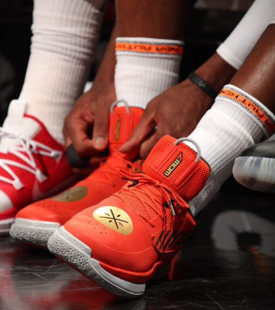 打入一球，拉菲尼亚当选巴萨vs马竞全场最佳球员（拉菲尼亚破门当选巴萨战马竞全场最佳）